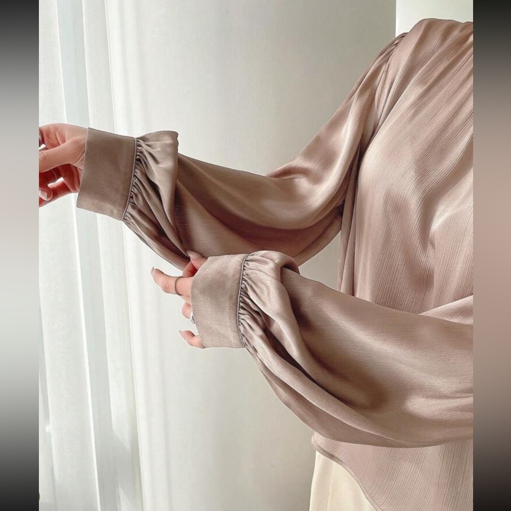 Brown flowy puff sleeve shirt - Picture 5 of 5